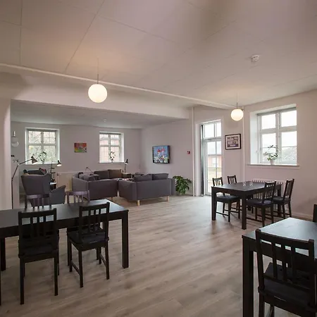 Residens Moen מלון דירות 3*