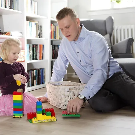 Residens Moen מלון דירות