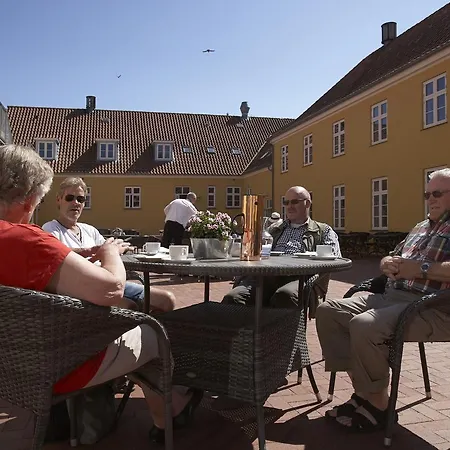 Residens Moen מלון דירות סטגה